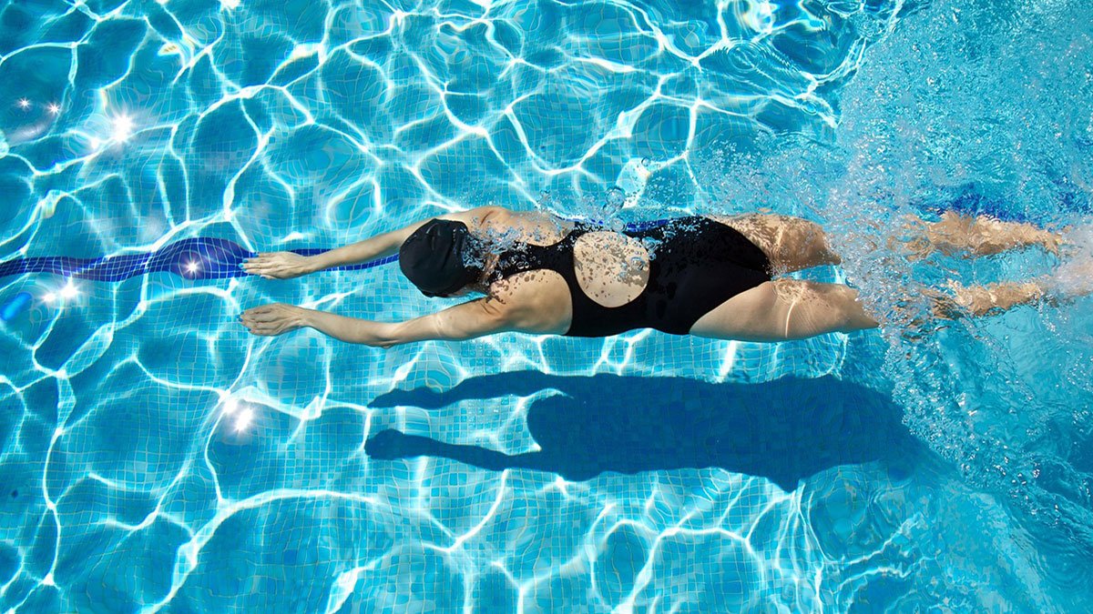 Benefits and Risks of Swimming